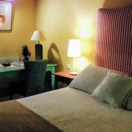 Quinta Do Lombo - Bed & Breakfast Хостел Сантана